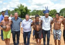 Em aldeia Xerente, Antonio Andrade defende esporte para indígenas