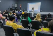Encontro com diretores de escolas da rede municipal de Gurupi aborda gestão administrativa e balanço semestral