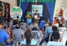 Zacarias Martins lança livro para crianças em Tocantínia