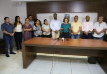 Prefeita Josi Nunes recebe a imprensa e fala sobre greve dos professores