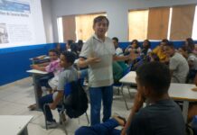 Roda de conversa com Zacarias Martins movimenta alunos da Escola Pedro Guerra, em Lagoa da Confusão