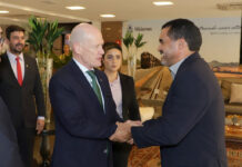 No Palácio Araguaia, Governador do Tocantins recebe embaixador da Irlanda para tratar sobre parcerias e intercâmbios