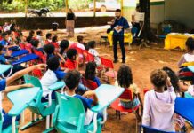 Em Araguaína, Escola Municipal Santa Rosa é contemplada com Roda de Conversa com o poeta André Goveia