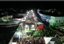 Terceira noite de Carnaval de Gurupi teve tradicional desfile de blocos e show com a dupla João Bosco e Vinícius