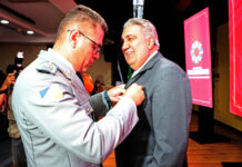 Vice-governador Laurez Moreira é homenageado com a comenda da Ordem do Mérito Imperador Dom Pedro II do Corpo de Bombeiros e destaca trabalho da corporação