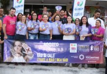 Alline Moreira participa de caminhada que leva mensagem de combate à violência contra a mulher junto com a secretaria de estado Berenice Barbosa