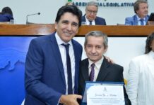 Zacarias Martins recebe homenagem da Assembleia Legislativa do Tocantins
