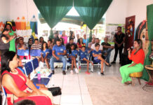 Primeira-Dama de Tocantínia participa de roda de conversa no Centro de Referência do Projeto Leitura Viva
