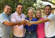 Deputado Gutierres Torquato acompanhado dos vereadores destina recursos para reforma e ampliação do barracão do Centro Comunitário do Trevo da Praia.